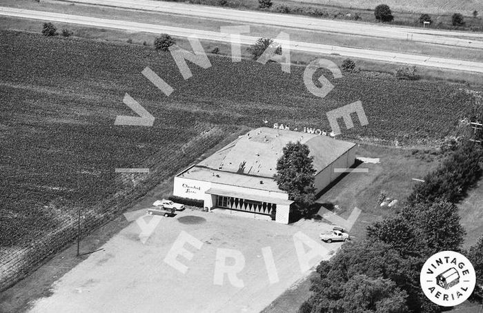 Cloverleaf Lanes - Vintage Aerial